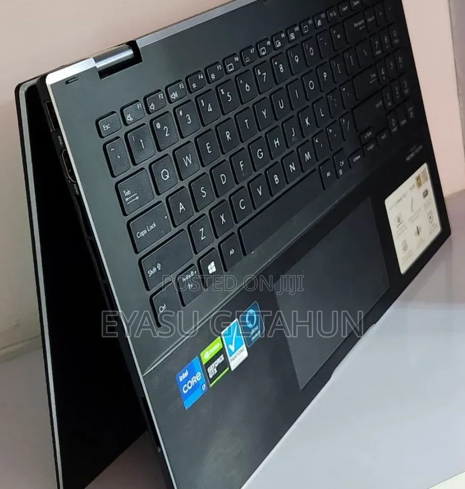 New Laptop Asus ZenBook Flip 14 UX461UA 16GB Intel Core i7 SSD 512GB