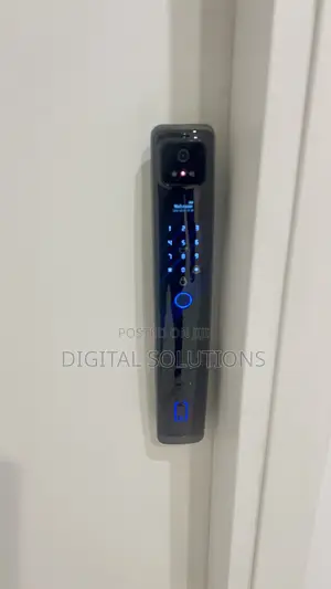 Wireless Smart Door Lock With Intelligent Safety and Remote Features