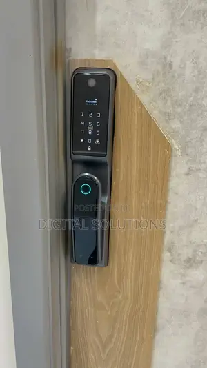 Smart Digital Lock With Advanced Protection and Easy User Management