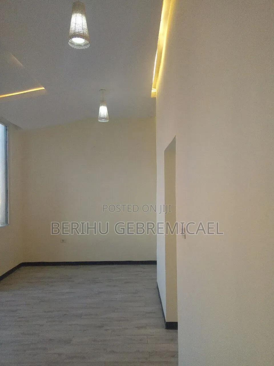 2bdrm Condo in አያት, Yeka for sale
