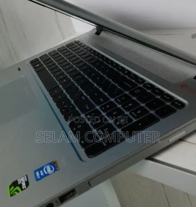 New Laptop HP Envy X360 8GB Intel Core i7 SSD 512GB