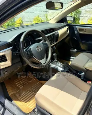 Toyota Corolla 2016 Gray