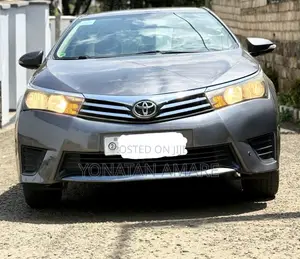 Toyota Corolla 2016 Gray