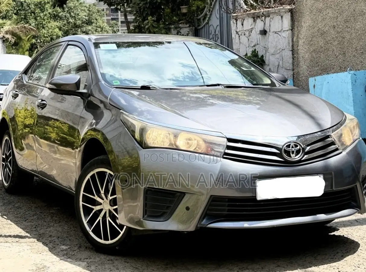 Toyota Corolla 2016 Gray