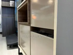 Console Table | ኮንሶል ቴብል
