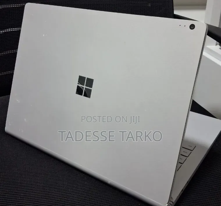 New Laptop Microsoft Surface Book 2 16GB Intel Core i7 SSD 512GB