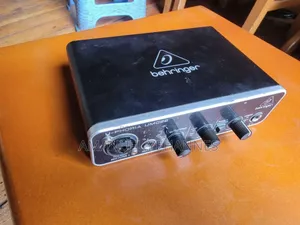Behringer U Phoria Umc22 Sound Card