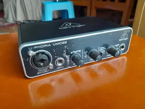 Behringer U Phoria Umc22 Sound Card