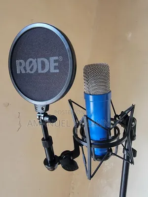 Rode Nt1 Signature Series Studio Microphone