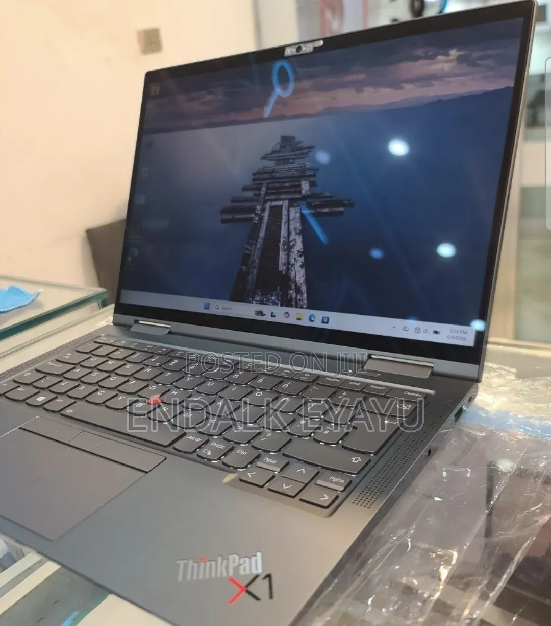 New Laptop Lenovo ThinkPad X1 Yoga 16GB Intel Core i7 SSD 512GB
