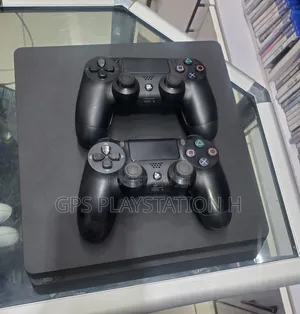 Playstation 4 Slim Jealbreak እስከቻለው Game ይጫናል
