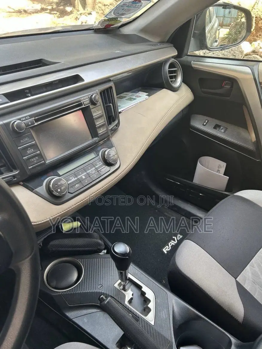 Toyota RAV4 2015 Brown