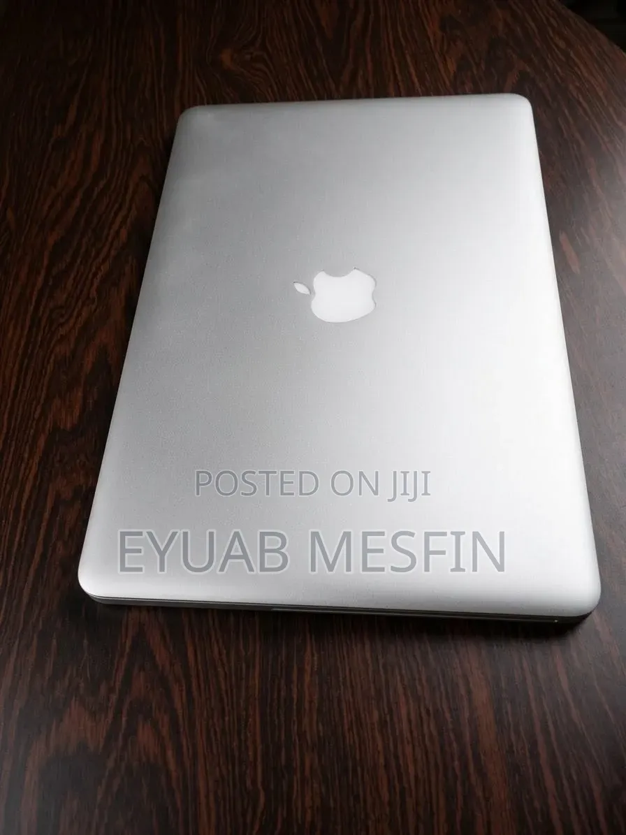 Laptop Apple MacBook 2008 2GB Intel Core 2 Duo HDD 250GB