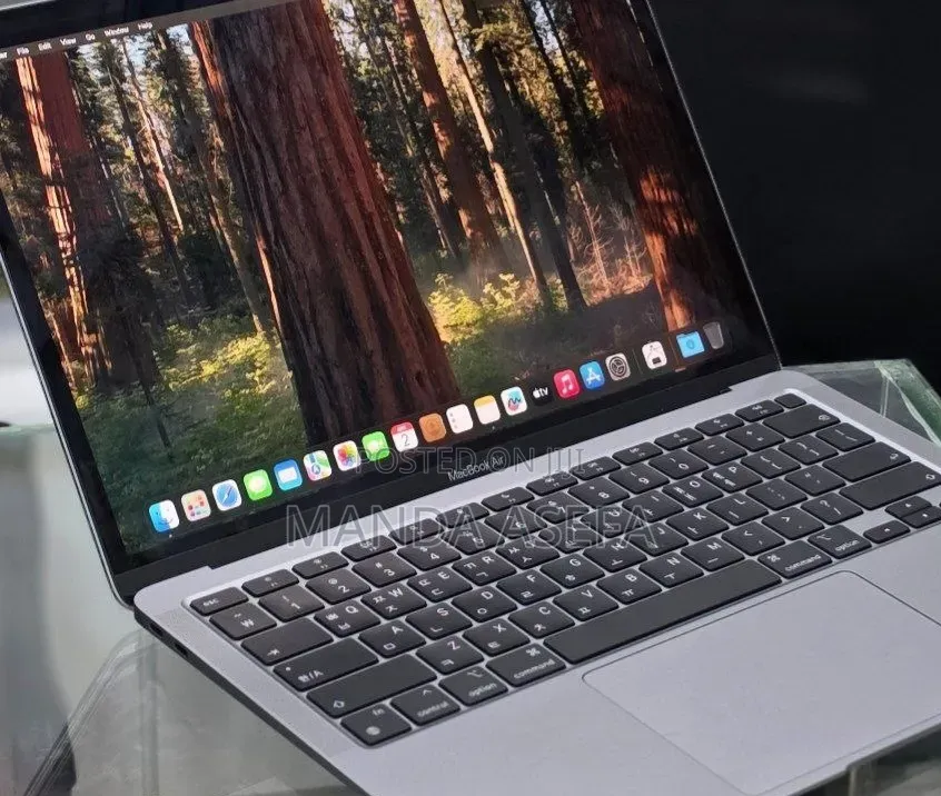 New Laptop Apple MacBook Air 2020 M1 8GB Apple M1 SSD 256GB