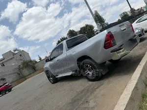 Toyota Hilux 2017 Silver