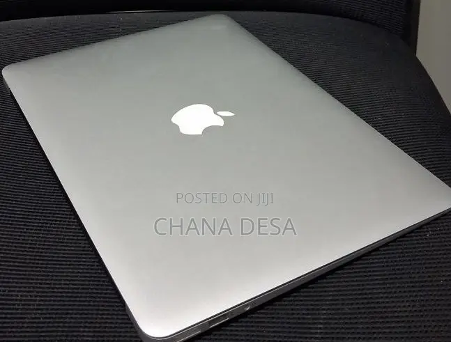 New Laptop Apple MacBook Air 2015 8GB Intel Core i5 SSD 256GB