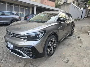 Volkswagen ID.6 2024 Gray