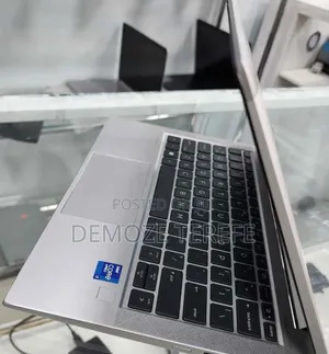 New Laptop HP EliteBook 840 G8 16GB Intel Core i7 SSD 512GB