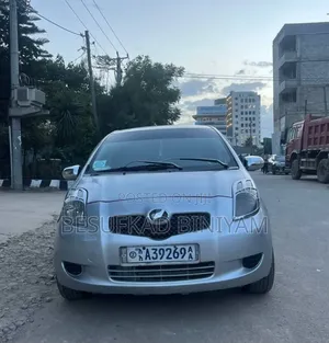 Toyota Yaris 1.0 Eco 2007 Silver