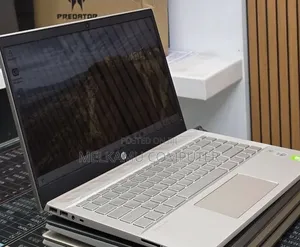 New Laptop HP Pavilion 14 8GB Intel Core i5 SSD 512GB