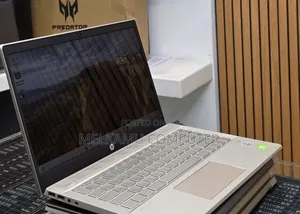 New Laptop HP Pavilion 14 8GB Intel Core i5 SSD 512GB