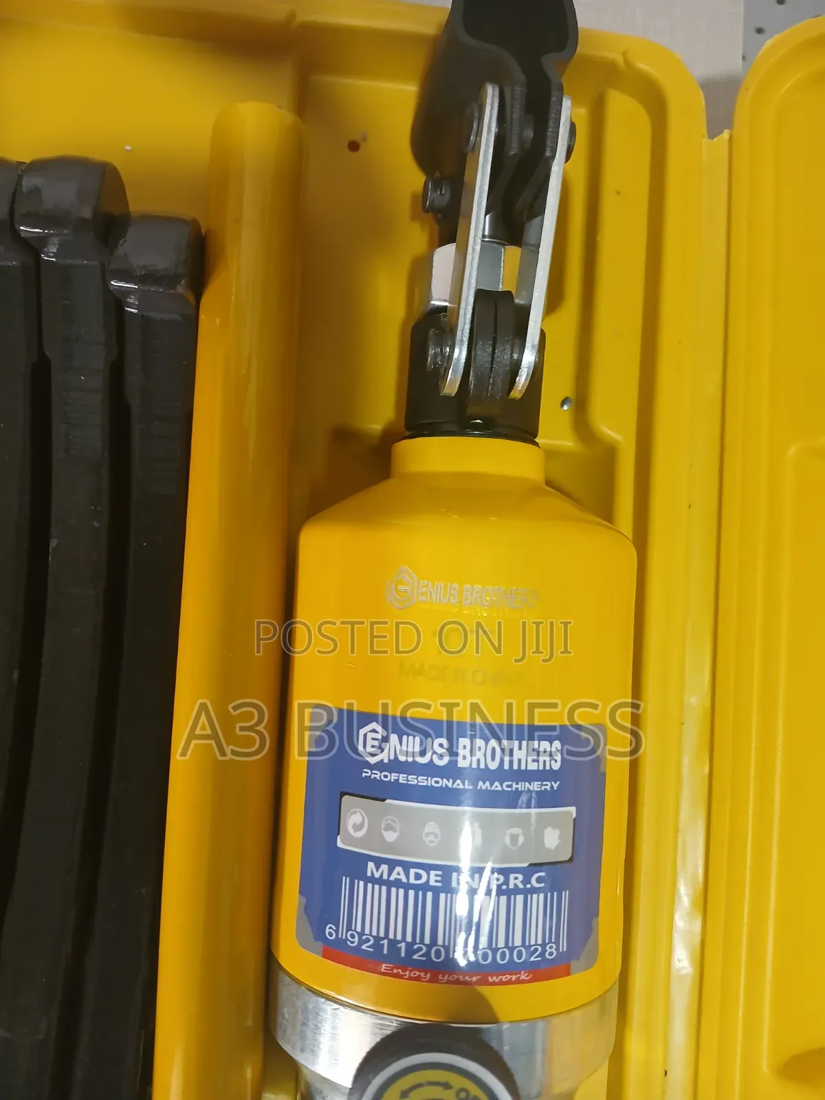 ባለ 10 ቶን ሀይድሮሊክ ፑለር (10t Hydraulic Gear Puller)