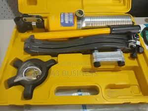 ባለ 10 ቶን ሀይድሮሊክ ፑለር (10t Hydraulic Gear Puller)