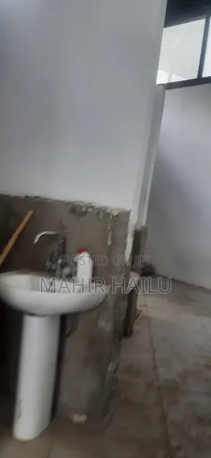 2bdrm House in Real, Bole for rent