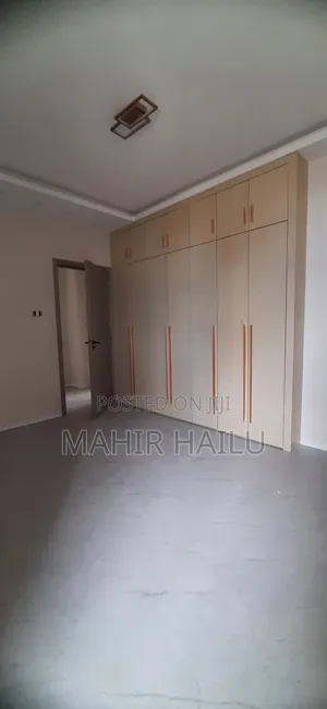 3bdrm Apartment in Real, Bole for rent
