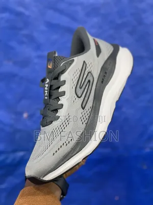 Skechers Go Run: Light Grey Charcoal