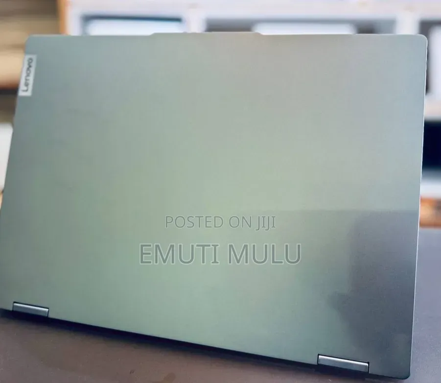 New Laptop Lenovo Yoga 7i 16GB Intel Core i7 SSD 512GB