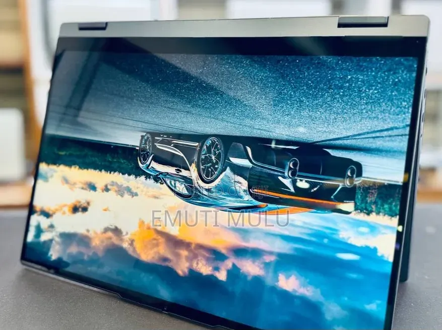 New Laptop Lenovo Yoga 7i 16GB Intel Core i7 SSD 512GB