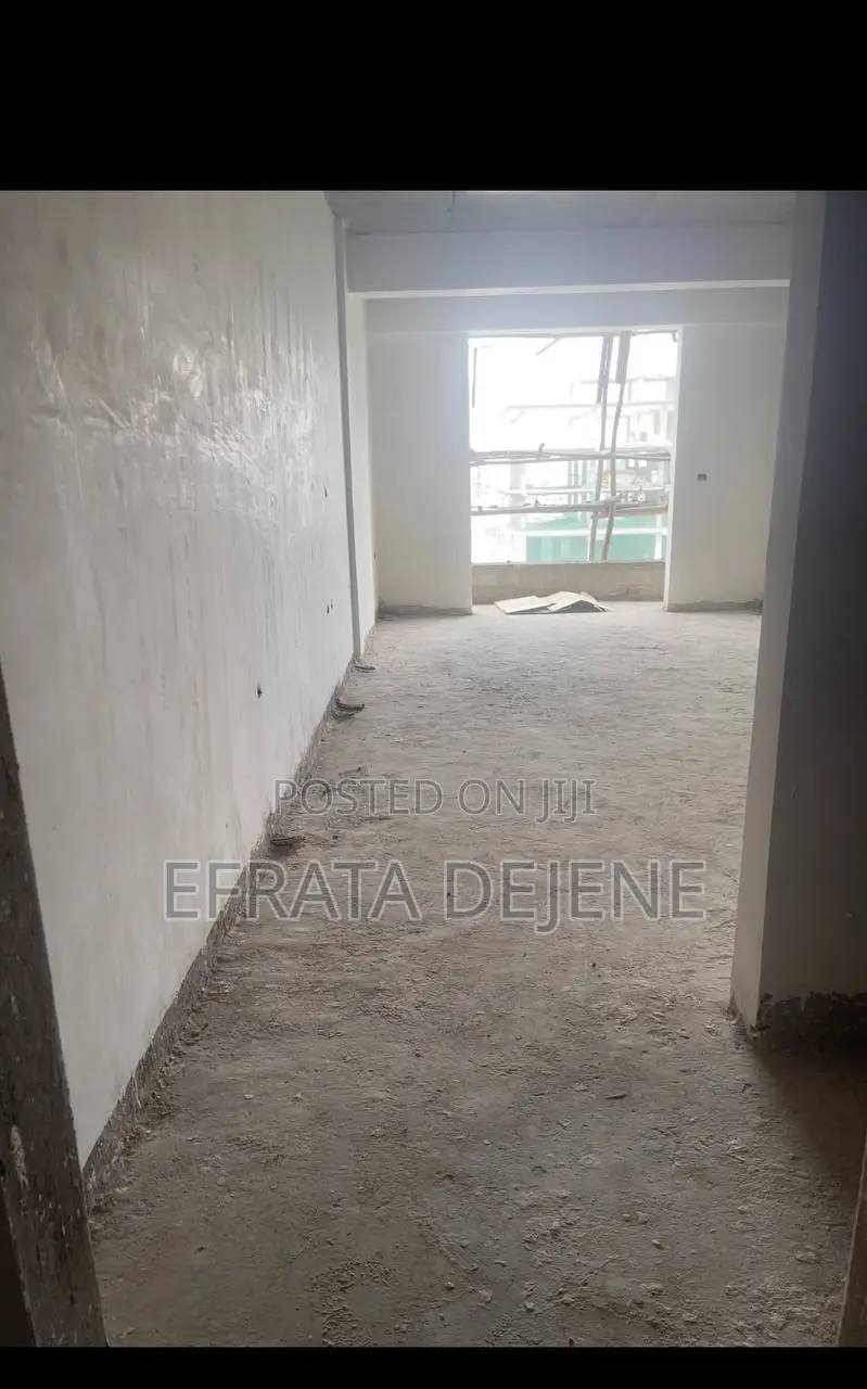 1bdrm Apartment in አያት ሎሚያድ, Bole for sale
