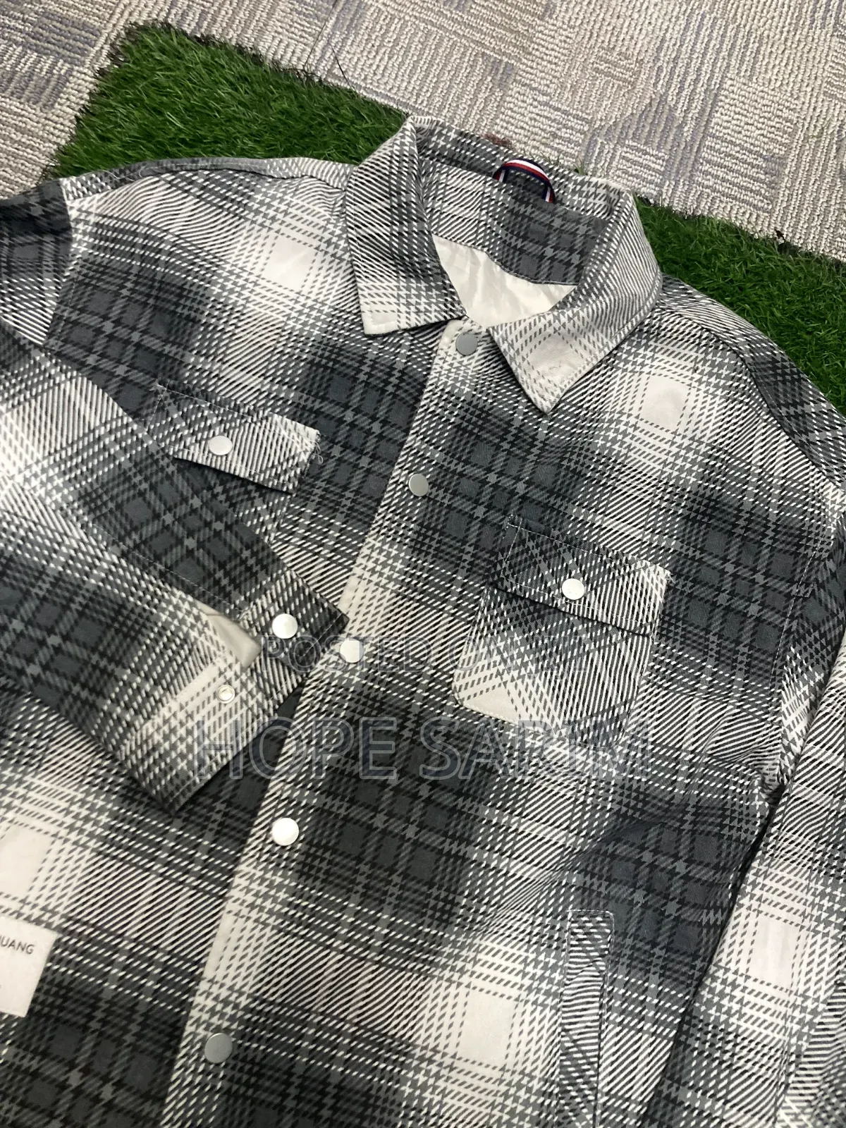 Men's Trendy Grey Plaid Overshirt / Shacke