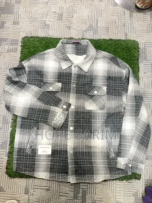 Men's Trendy Grey Plaid Overshirt / Shacke