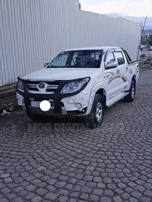 Toyota Hilux 2.5 D-4D Double Cab 2008 White