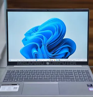 New Laptop HP Pavilion 17 32GB Intel Core Ultra 7 SSD 1T