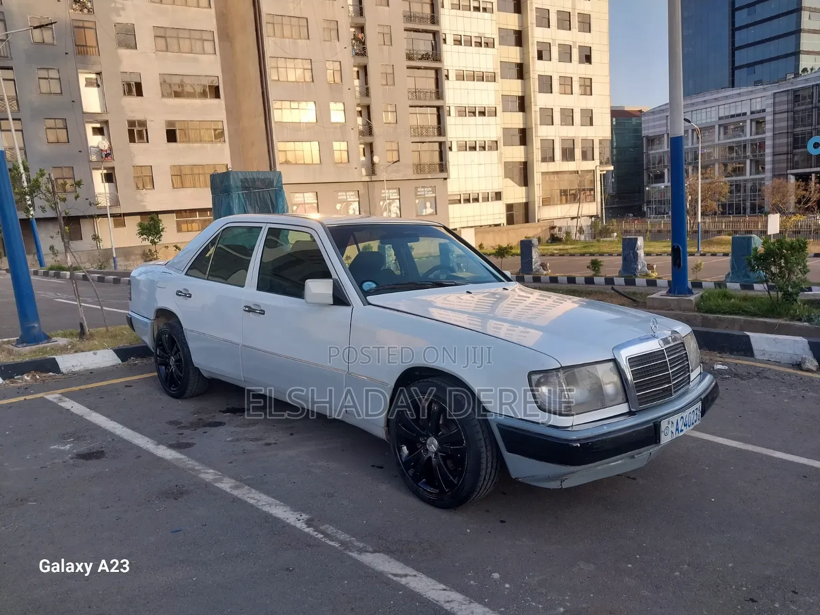 Mercedes-Benz 230E 1994 White