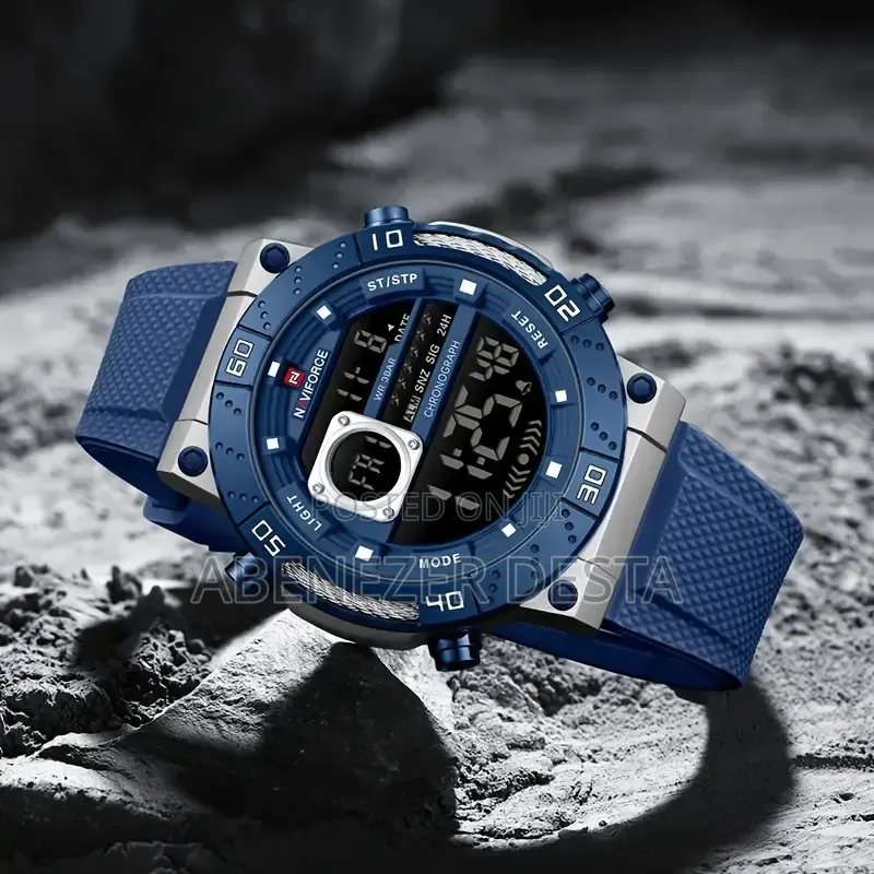 Naviforce Nf9241t Men's Sports Watch With a Blue Rubber Strap