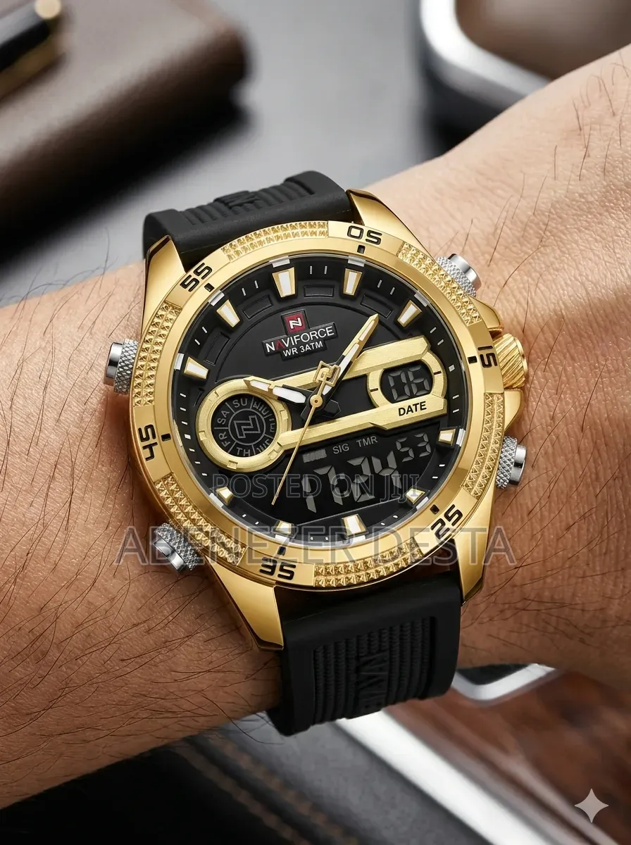 Naviforce Nf9223 Quartz Watchgold-Tone Case and a Black Silicone Strap