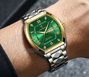 Poedagar Model 958 Luxury Men's Watch With a Green Dial and Gold-Tone