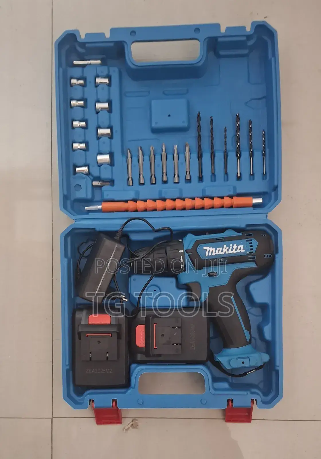 Makita Charger Drill