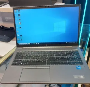 New Laptop HP ZBook Studio G8 32GB Intel Core i9 SSD 512GB
