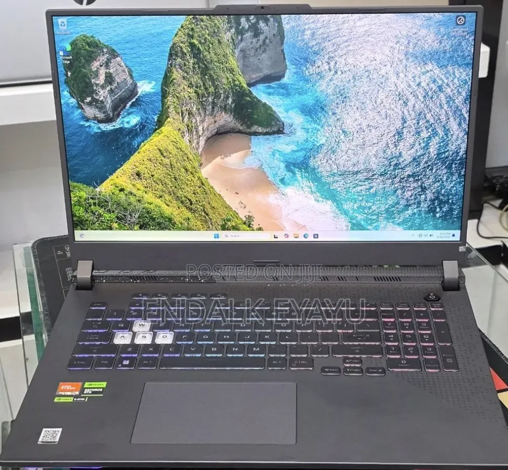 New Laptop Asus G71G 16GB AMD Ryzen 9 SSD 1T