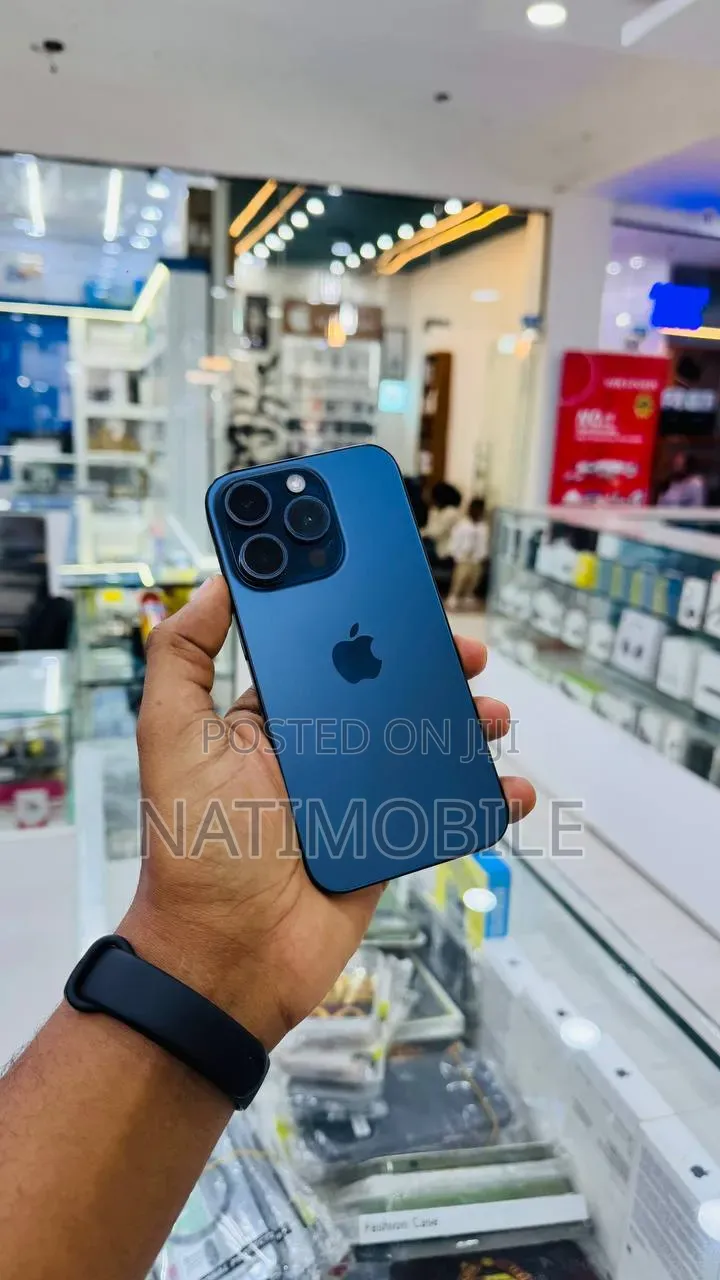 Apple iPhone 15 Pro 128 GB Blue