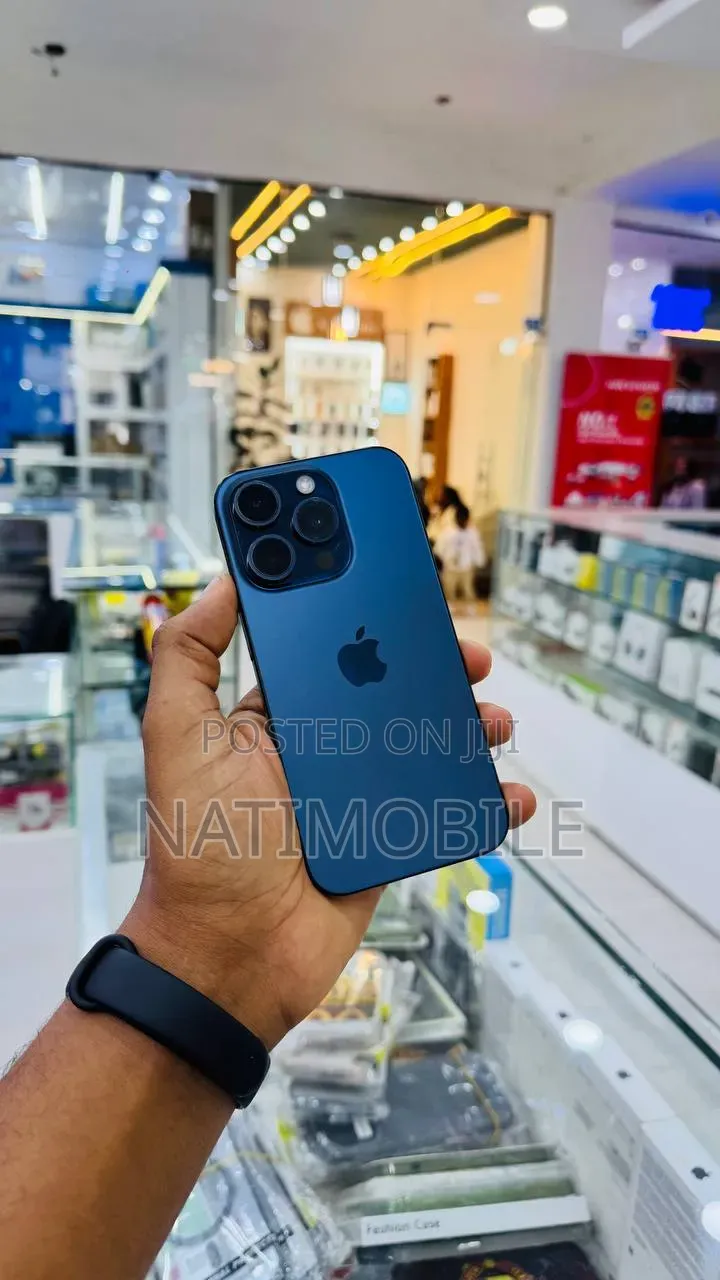 Apple iPhone 15 Pro 128 GB Blue