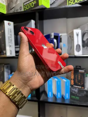 New Apple iPhone 13 128 GB Red