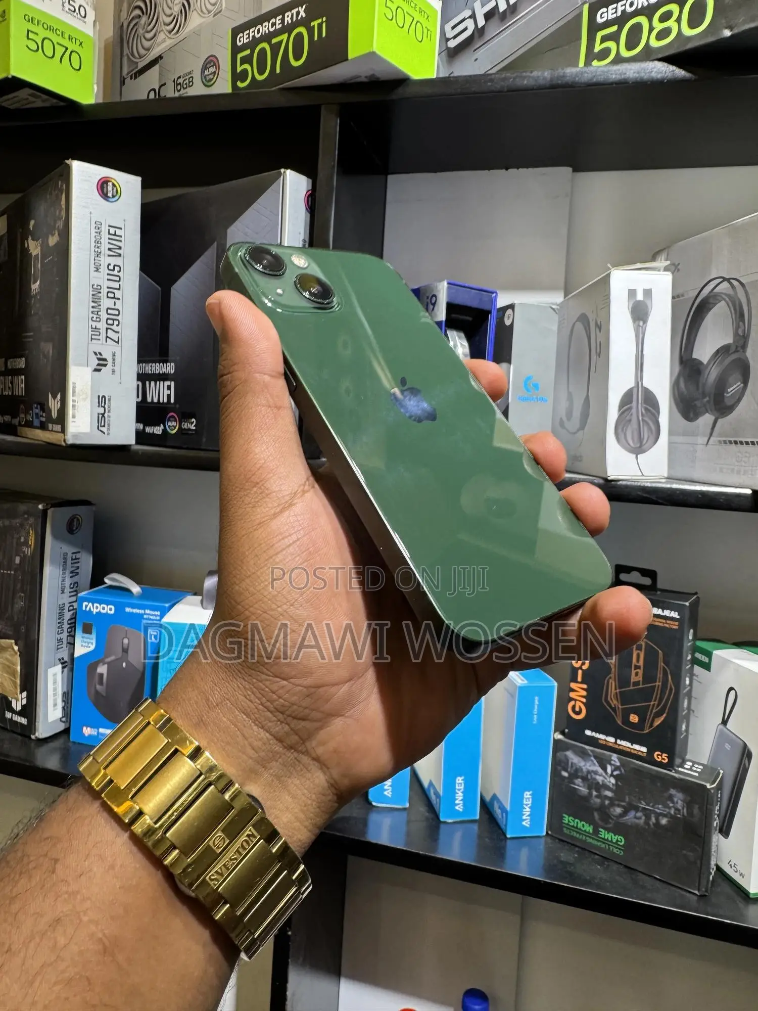 New Apple iPhone 13 128 GB Green