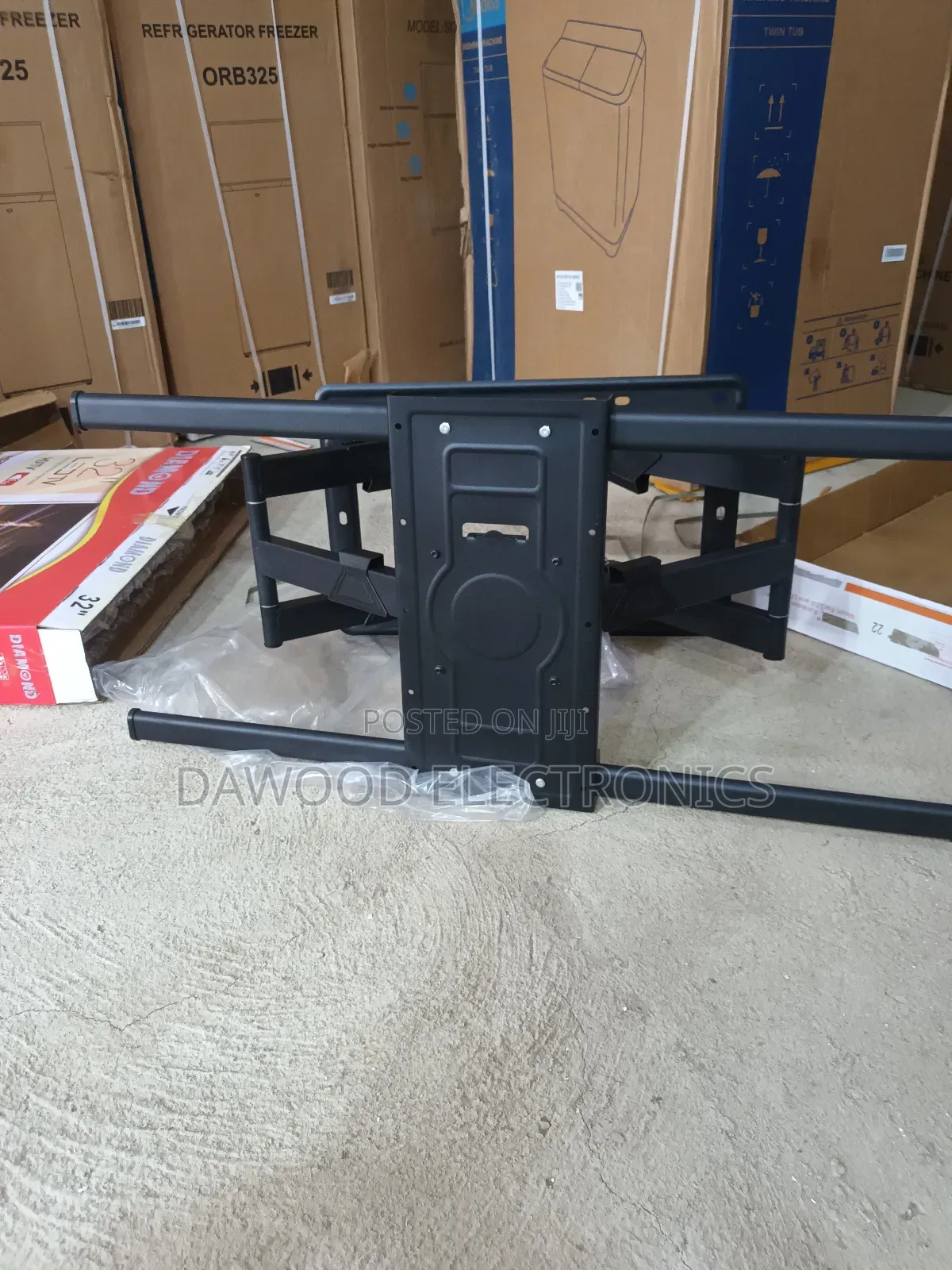 Pozzer Flxebei Tv Mountከ65እሰከ120inh
