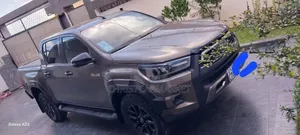 Toyota Hilux 2022 Gray